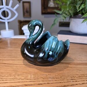 Vintage Blue Mountain Pottery Swan Dish - MCM Green Drip Glaze - Canada 4.5"